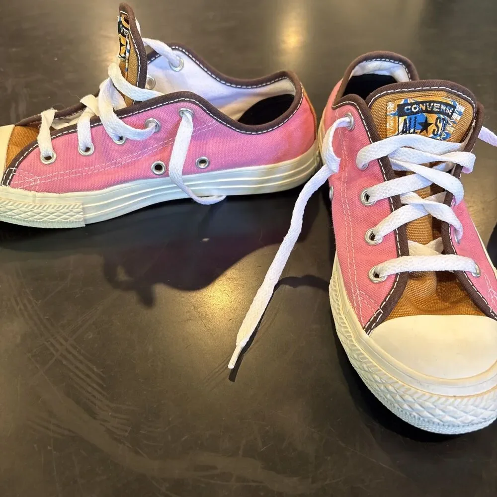 Converse All Star Youth Pink/Brown Low Top Chuck Taylor Canvas Sneaker Size 2.5